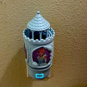 Scentsy Princess castle plug in with Belle, Cinderella and Ariel on castle